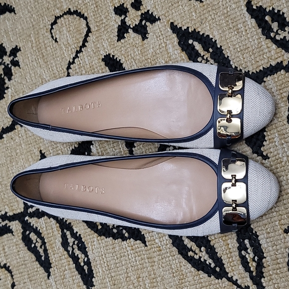 Talbots Shoes - Talbots Flats - Straw Color with Blue & Gold Detailing- Size 7.5